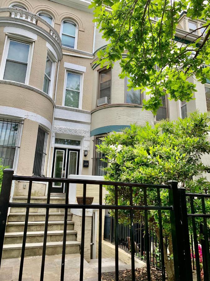 Lovely Remodeled 2Bdrm Basement Home Ουάσινγκτον Εξωτερικό φωτογραφία