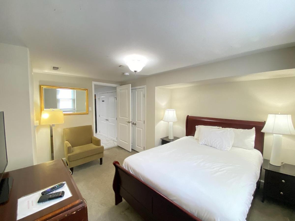 Lovely Remodeled 2Bdrm Basement Home Ουάσινγκτον Εξωτερικό φωτογραφία